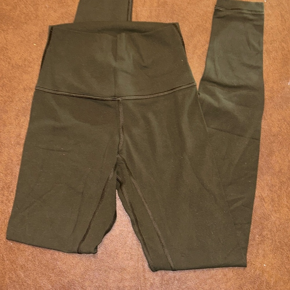 Lululemon leggings